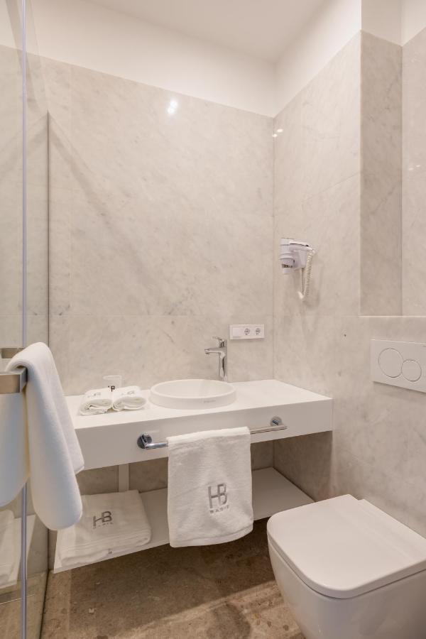 Basis Apartments - Adults Only Киев Экстерьер фото