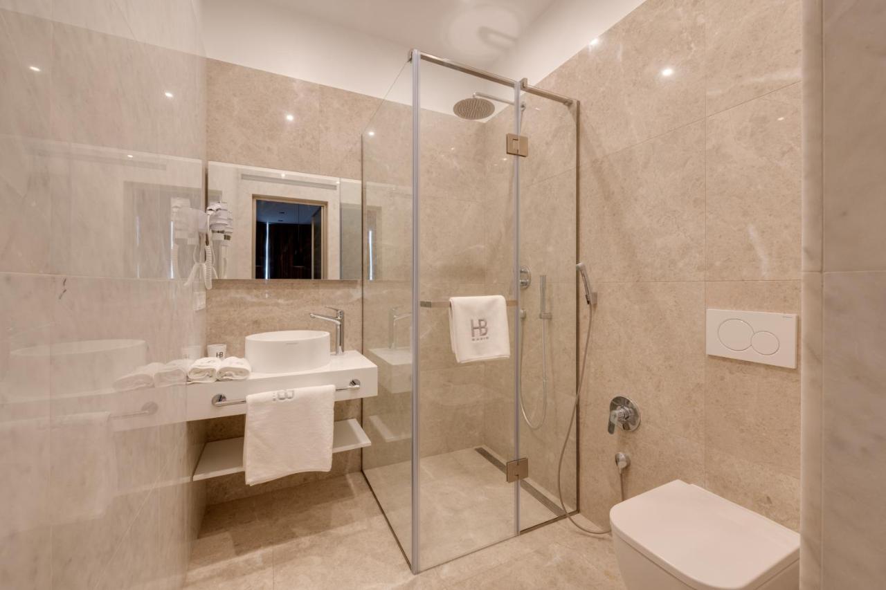 Basis Apartments - Adults Only Киев Экстерьер фото