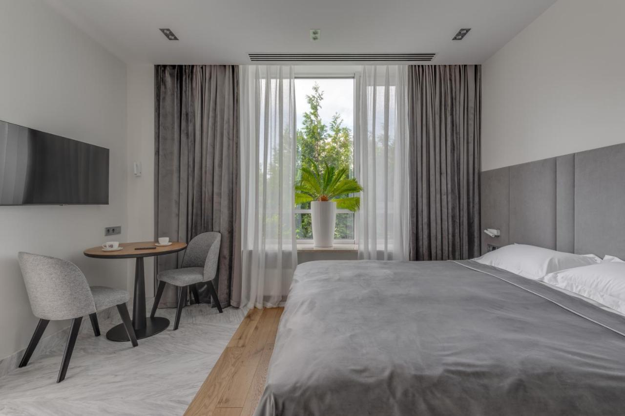 Basis Apartments - Adults Only Киев Экстерьер фото