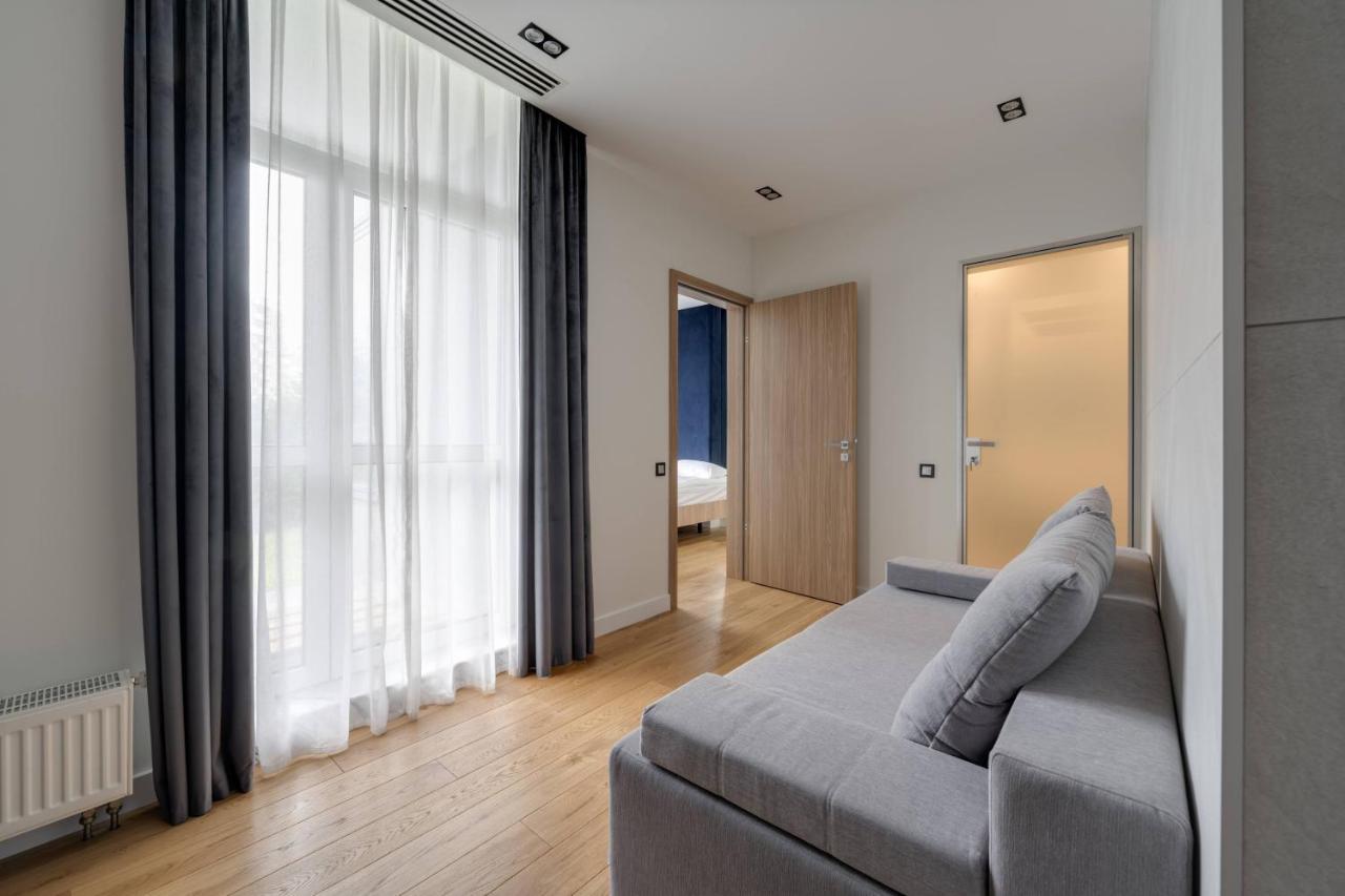 Basis Apartments - Adults Only Киев Экстерьер фото