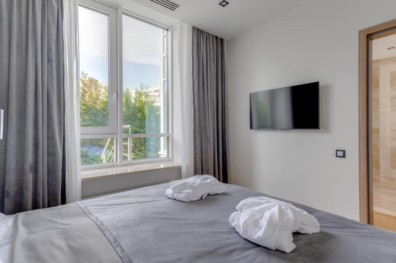 Basis Apartments - Adults Only Киев Экстерьер фото