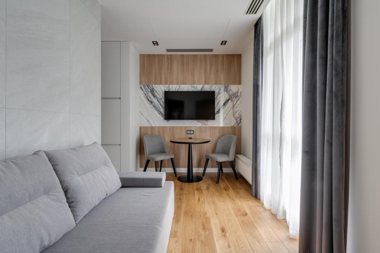 Basis Apartments - Adults Only Киев Экстерьер фото