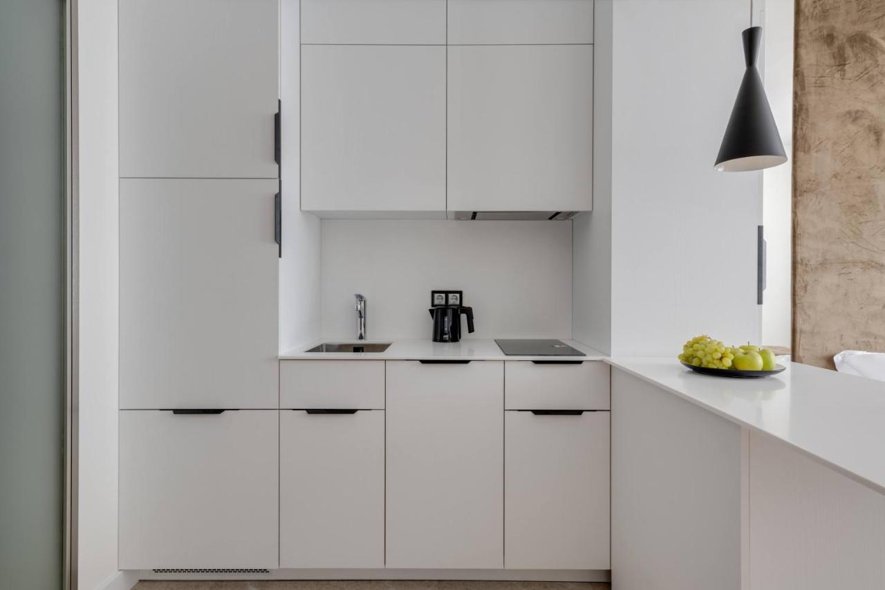 Basis Apartments - Adults Only Киев Экстерьер фото