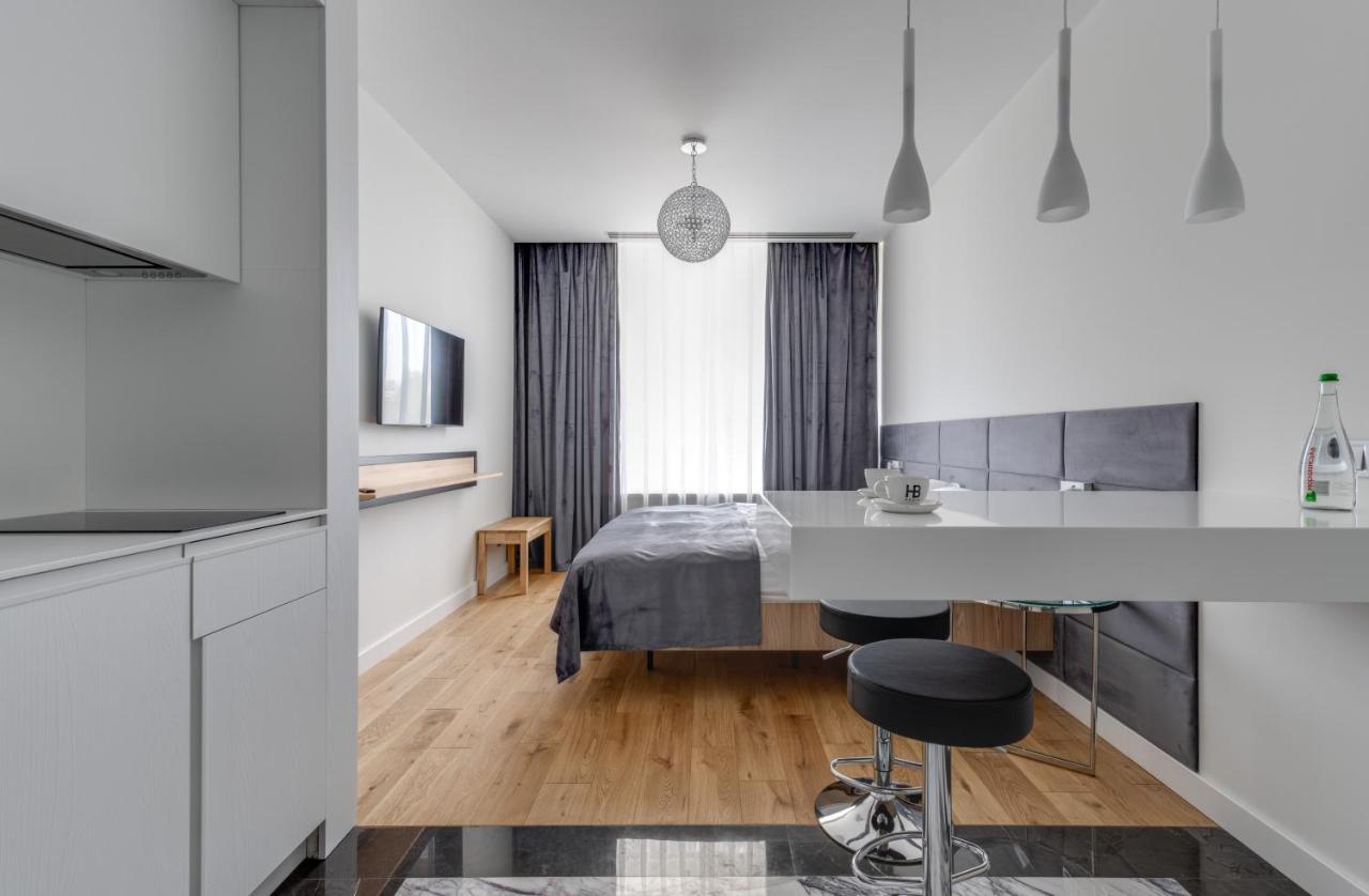 Basis Apartments - Adults Only Киев Экстерьер фото