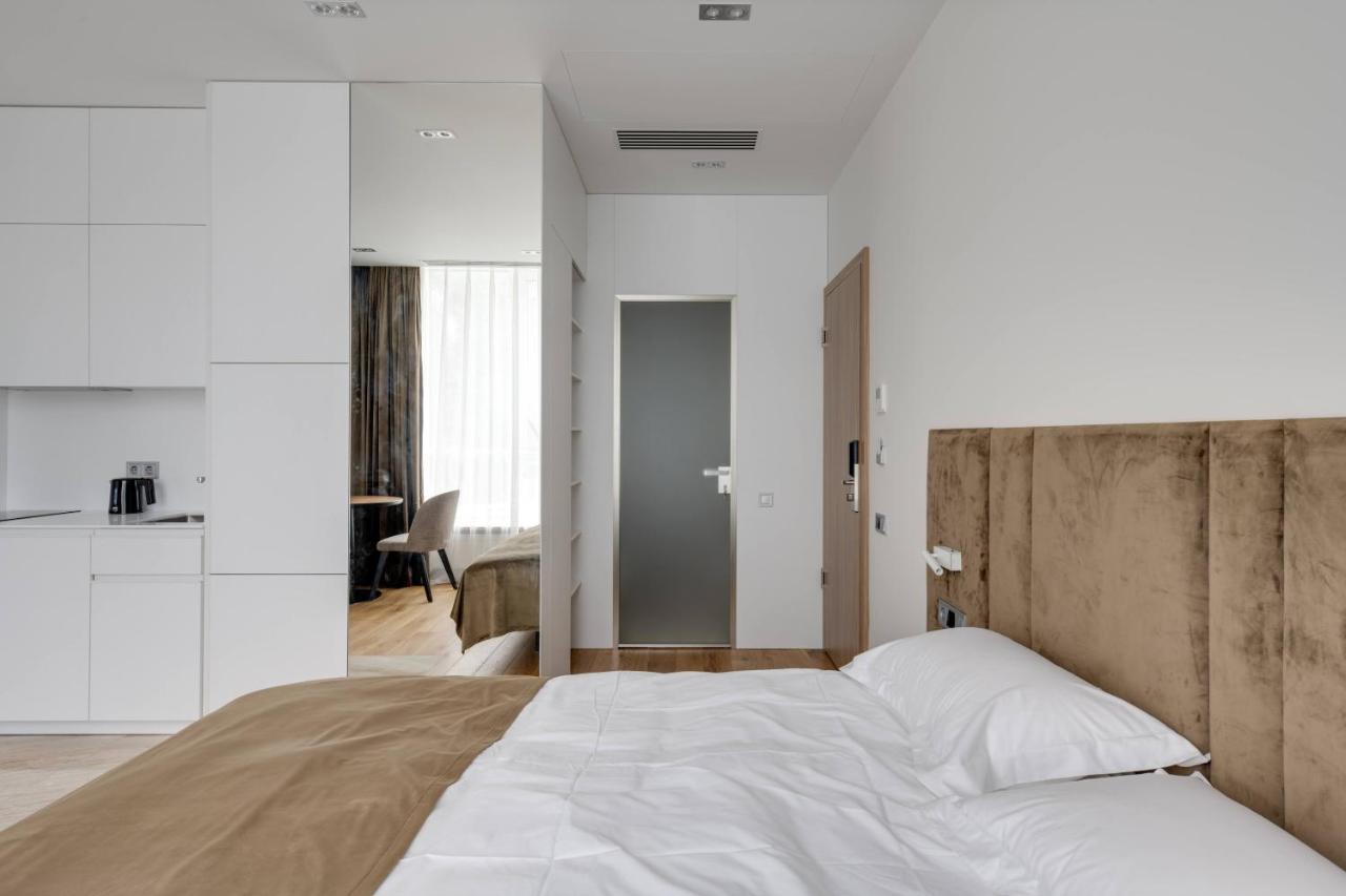 Basis Apartments - Adults Only Киев Экстерьер фото