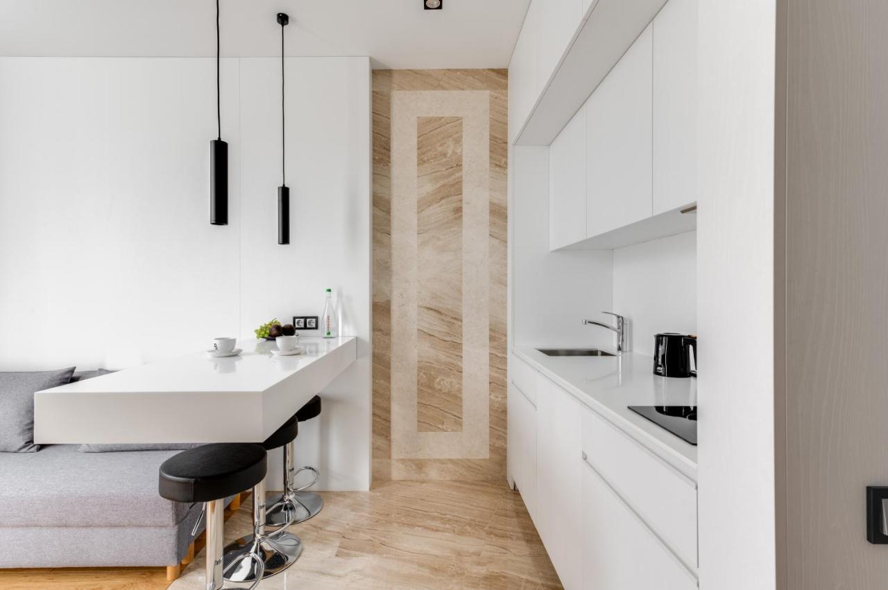 Basis Apartments - Adults Only Киев Экстерьер фото