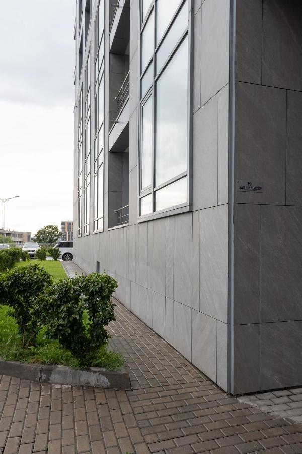 Basis Apartments - Adults Only Киев Экстерьер фото