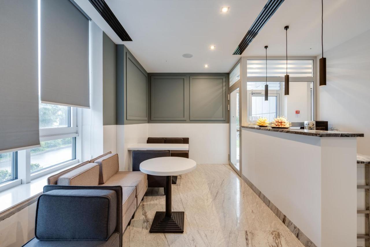 Basis Apartments - Adults Only Киев Экстерьер фото